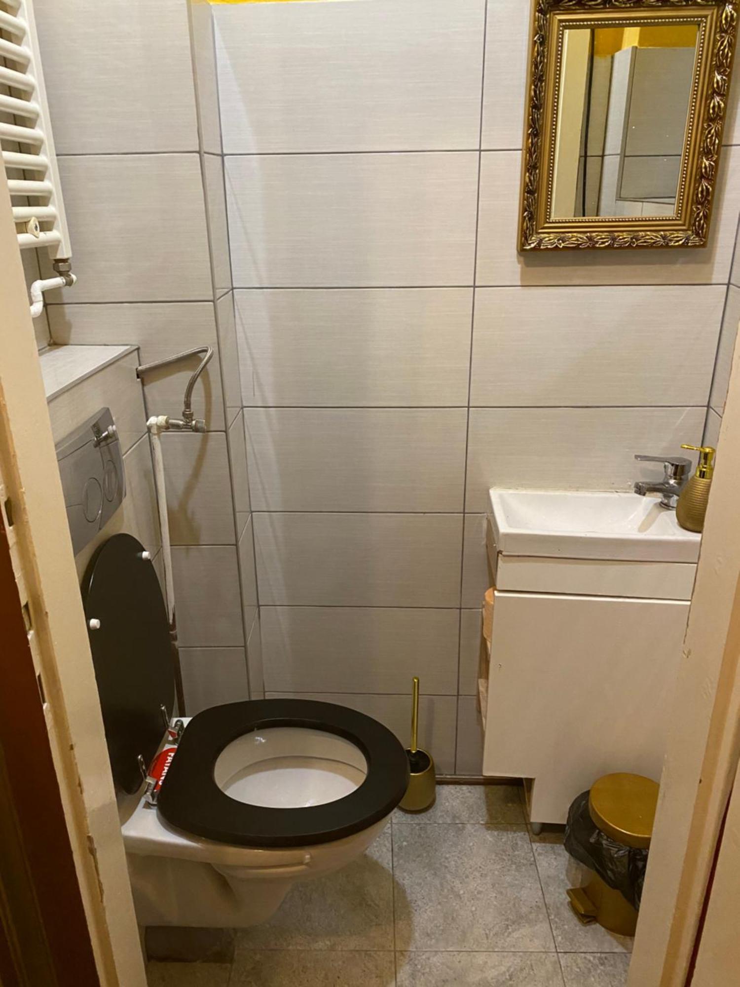 Classic Love Story In Old Cluj I Kültér fotó